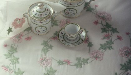 PINK GERANIUM Tablecloth