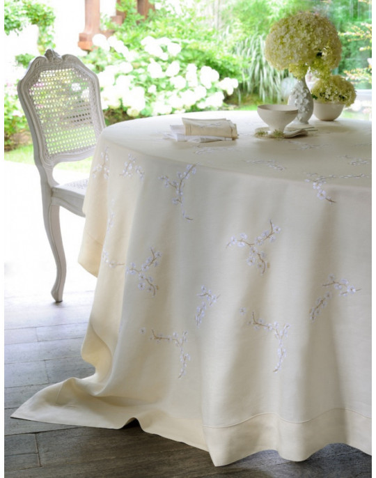 MADAME BUTTERFLIES Tablecloth