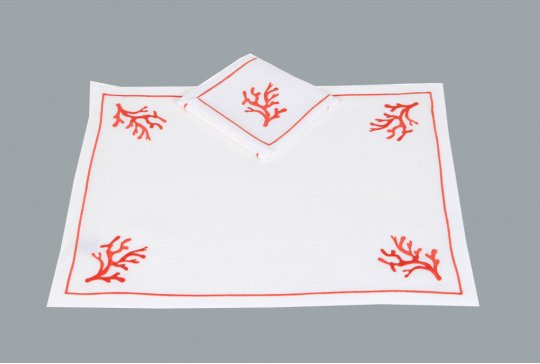 CORAUX (coral) placemats (exists in tablecloth)