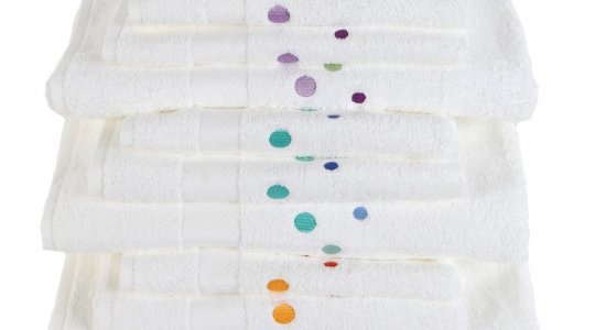 BUBBLES embroidered bath towels