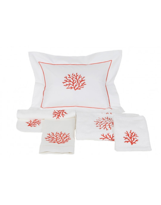 CORAUX embroidered bath towels