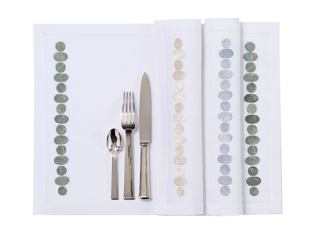 "Galets" placemat and napkin