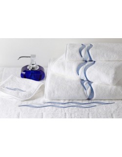 ALIZÉS embroidered biais towels