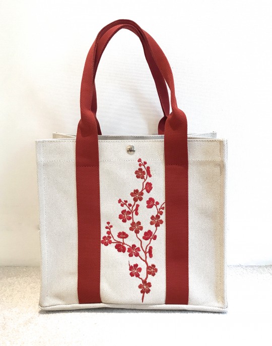 Embroidered  "Fleurs de pommier" tote bag