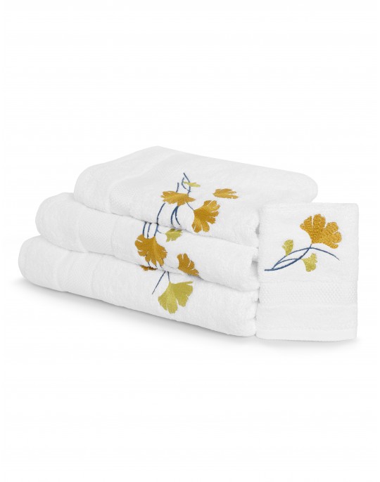 "Sous le vent" bath towels