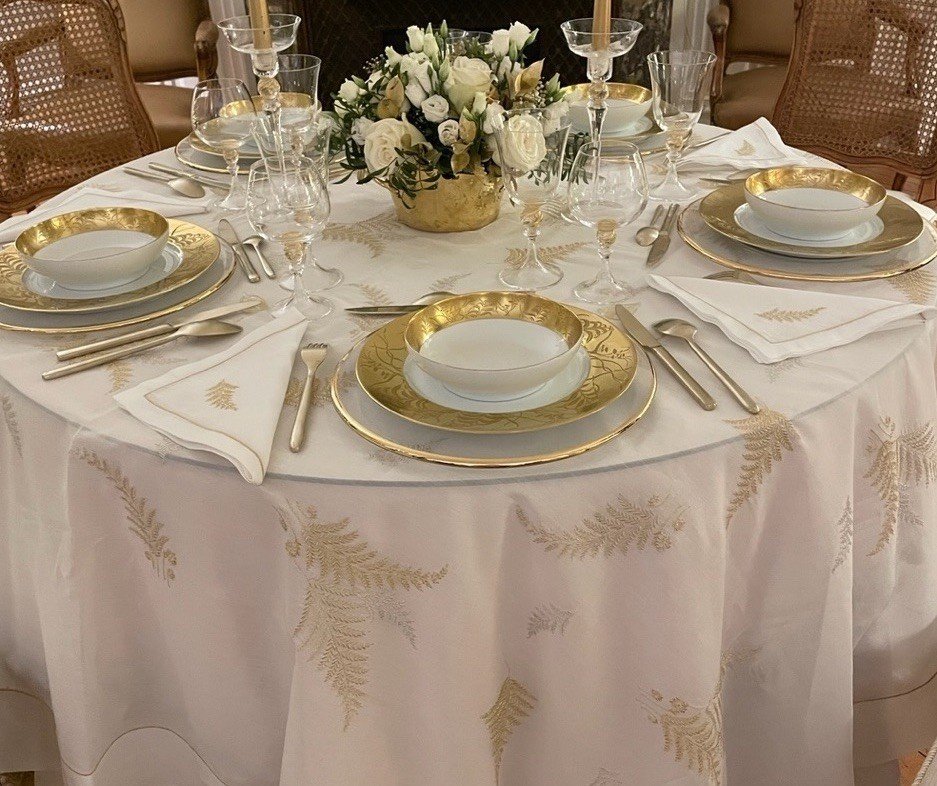 Nappe brodée "Fougère"