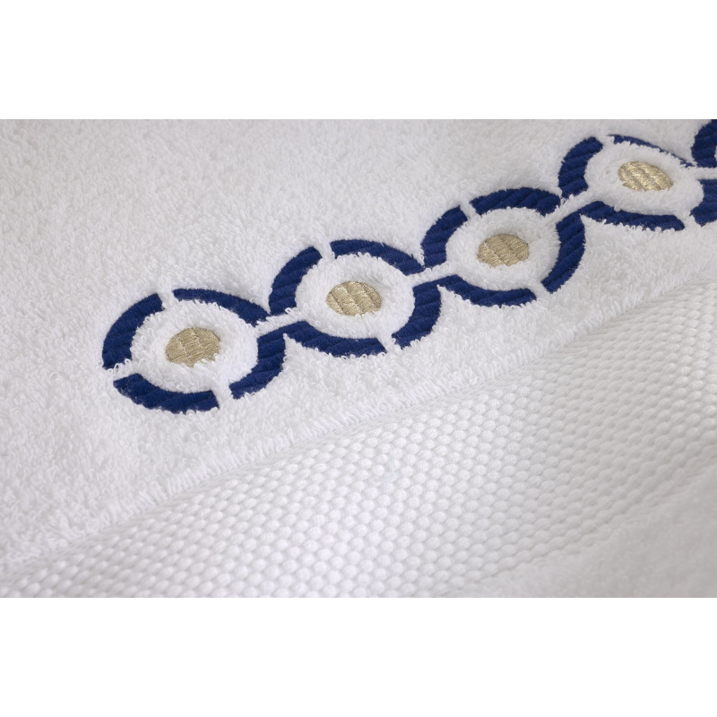 "Polka" bath towels